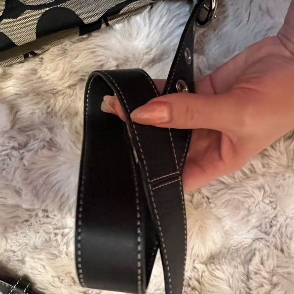 Coach Signature Black Canvas Bag - Picture 11 of 12